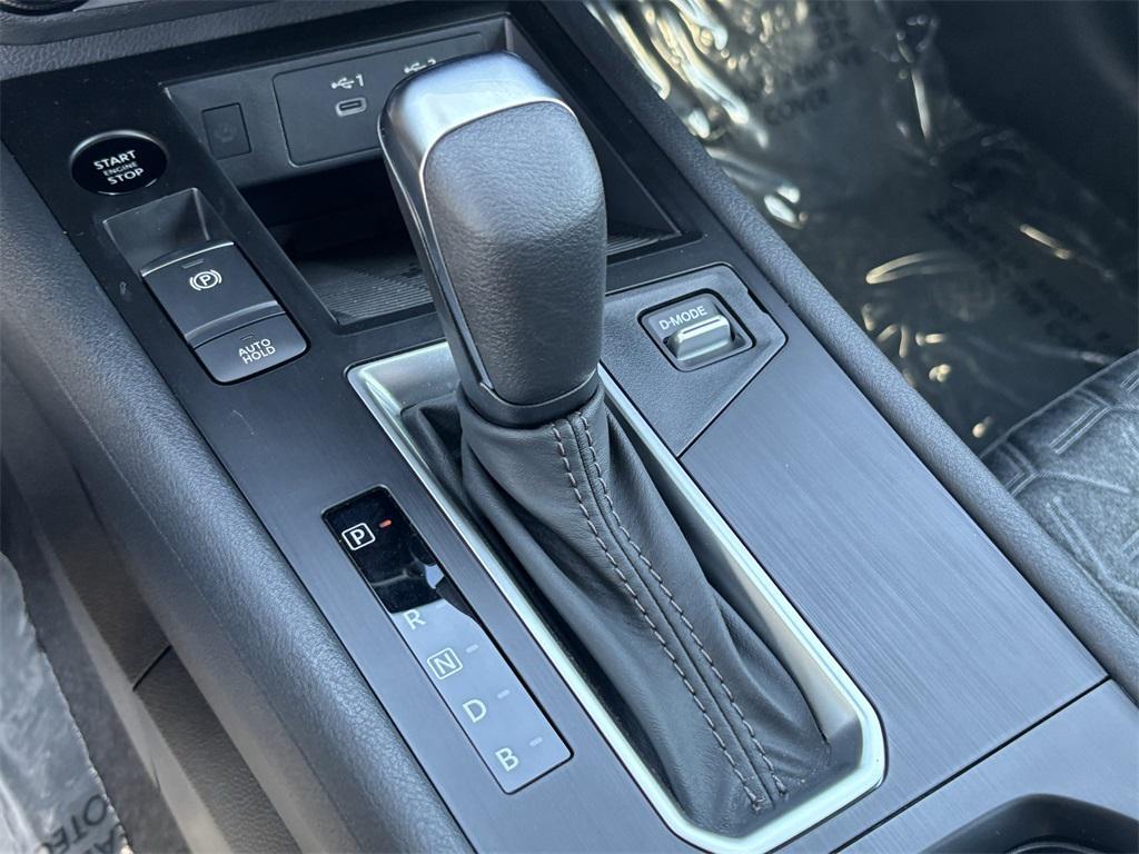 new 2025 Nissan Kicks car, priced at $25,312