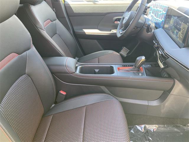 new 2025 Nissan Kicks car, priced at $29,250