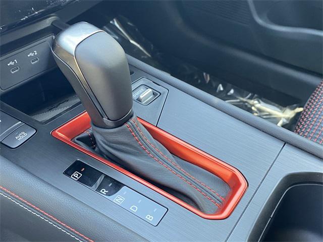 new 2025 Nissan Kicks car, priced at $29,250