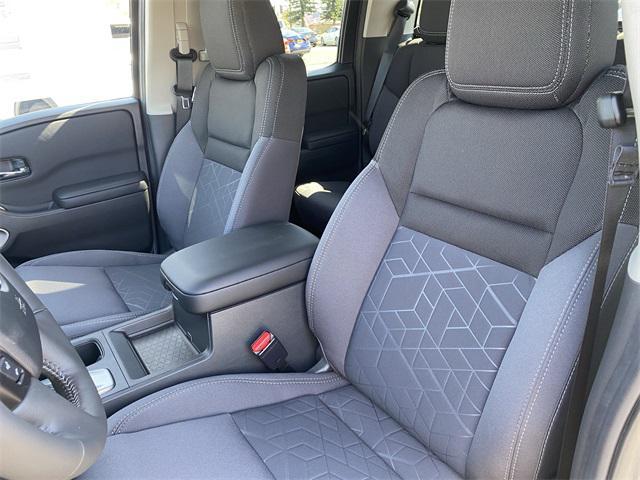 new 2025 Nissan Frontier car, priced at $39,925