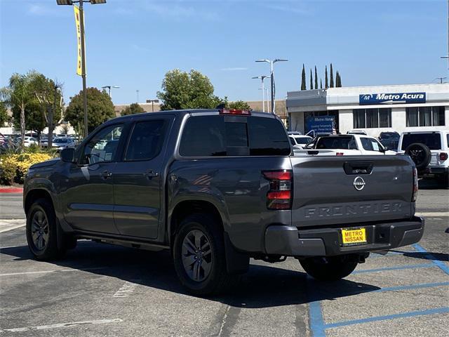 new 2025 Nissan Frontier car, priced at $39,925