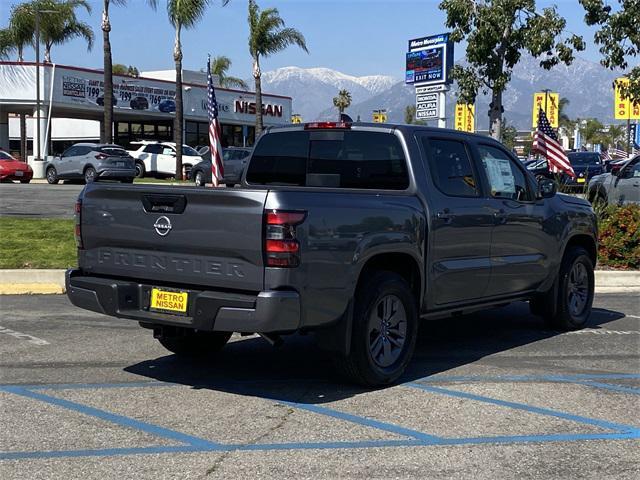 new 2025 Nissan Frontier car, priced at $39,925