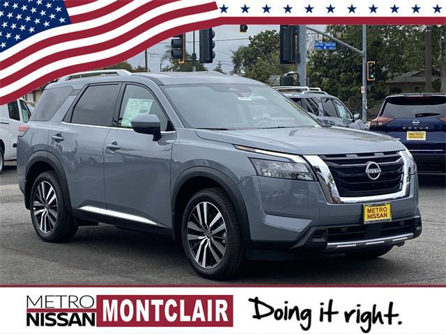 new 2025 Nissan Pathfinder car, priced at $53,205