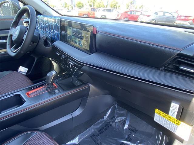 new 2025 Nissan Kicks car, priced at $29,170