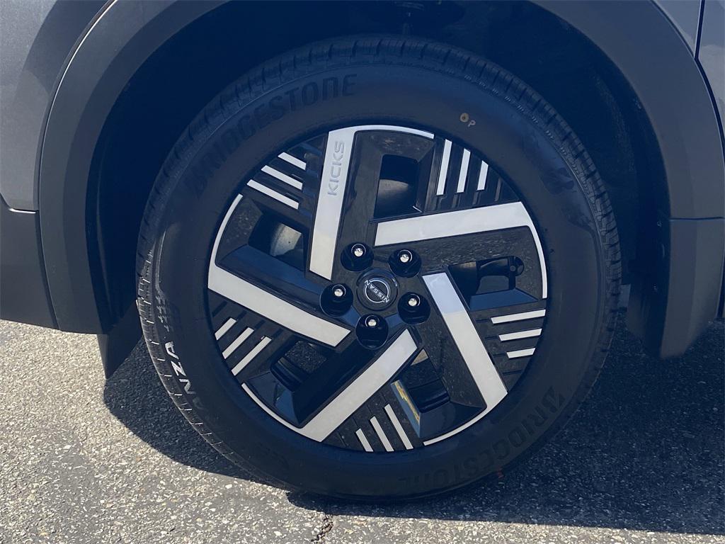 new 2026 Nissan Kicks car, priced at $26,195