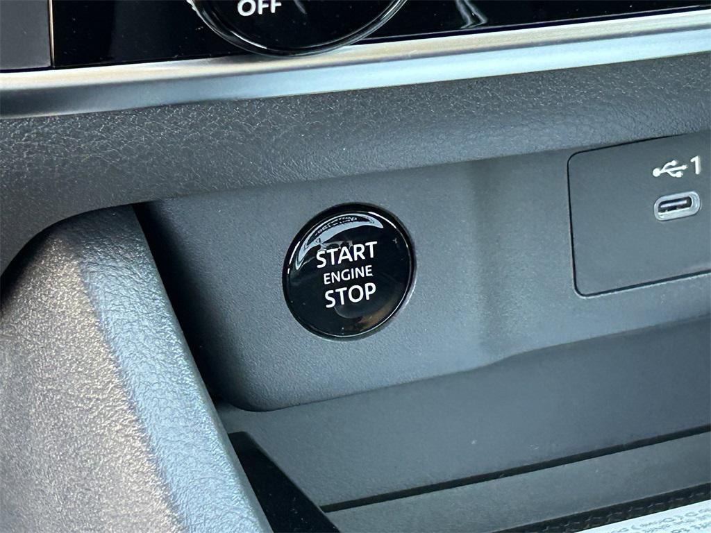 new 2026 Nissan Rogue car, priced at $25,761