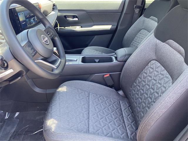 new 2025 Nissan Kicks car, priced at $25,785