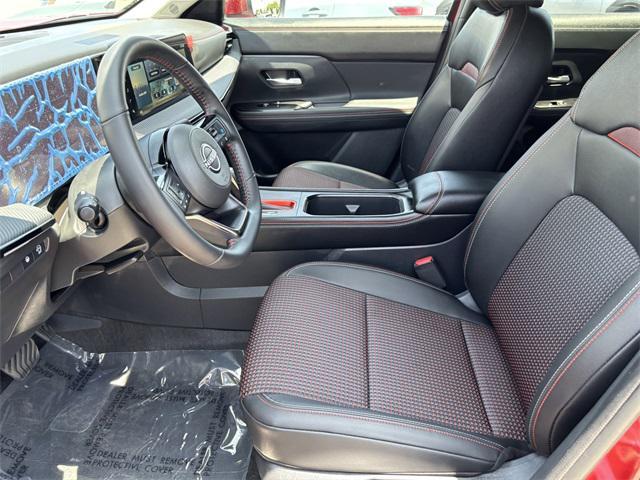 new 2025 Nissan Kicks car, priced at $28,900