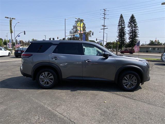 new 2024 Nissan Pathfinder car, priced at $38,580