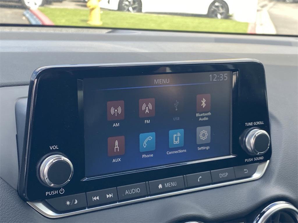 new 2025 Nissan Sentra car, priced at $21,610