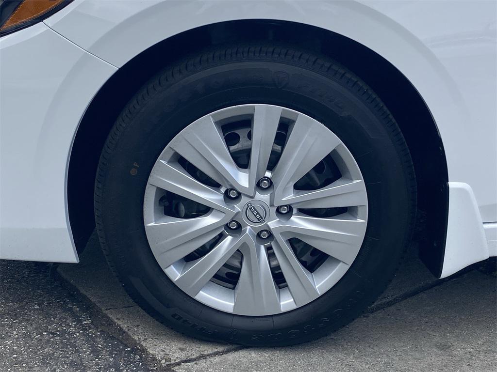 new 2025 Nissan Sentra car, priced at $21,610