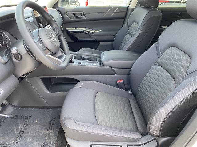 new 2025 Nissan Pathfinder car, priced at $39,030