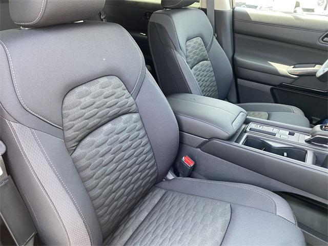 new 2025 Nissan Pathfinder car, priced at $39,030