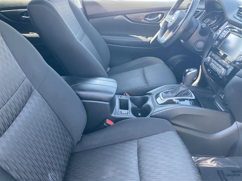 used 2019 Nissan Rogue car, priced at $17,870