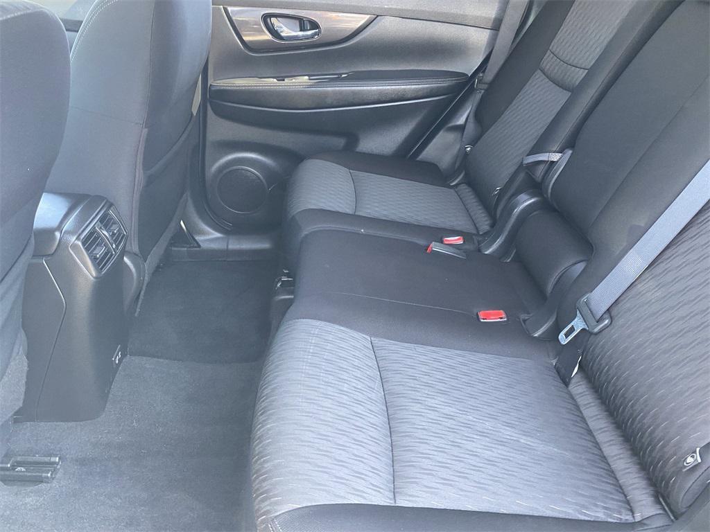 used 2019 Nissan Rogue car, priced at $17,870