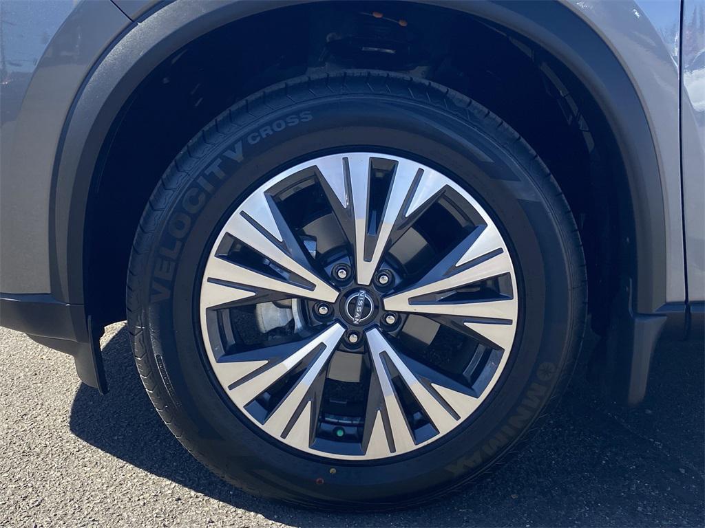 used 2023 Nissan Rogue car, priced at $18,995