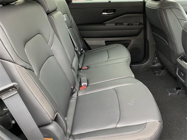new 2025 Nissan Pathfinder car, priced at $45,645