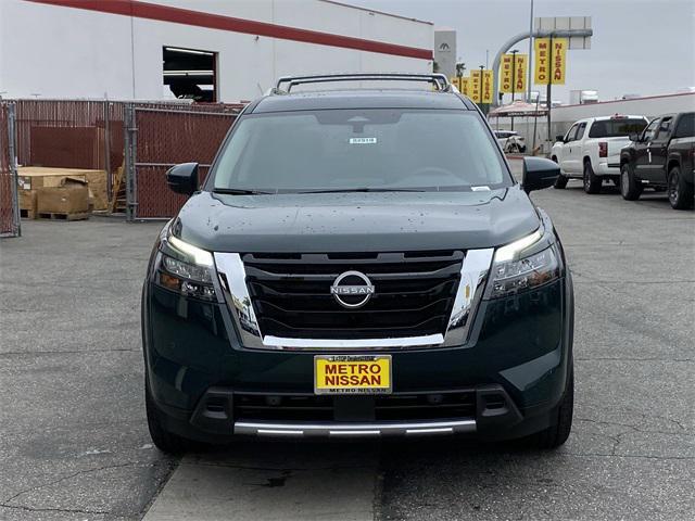 new 2025 Nissan Pathfinder car, priced at $45,645