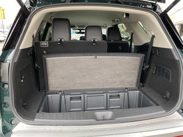 new 2025 Nissan Pathfinder car, priced at $45,645