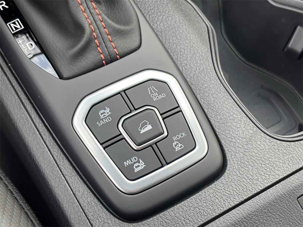 new 2026 Nissan Frontier car, priced at $48,460