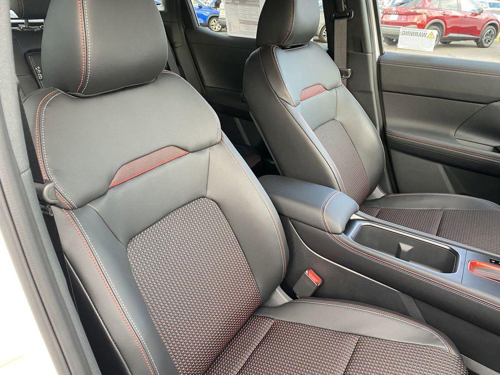 new 2025 Nissan Kicks car, priced at $26,333