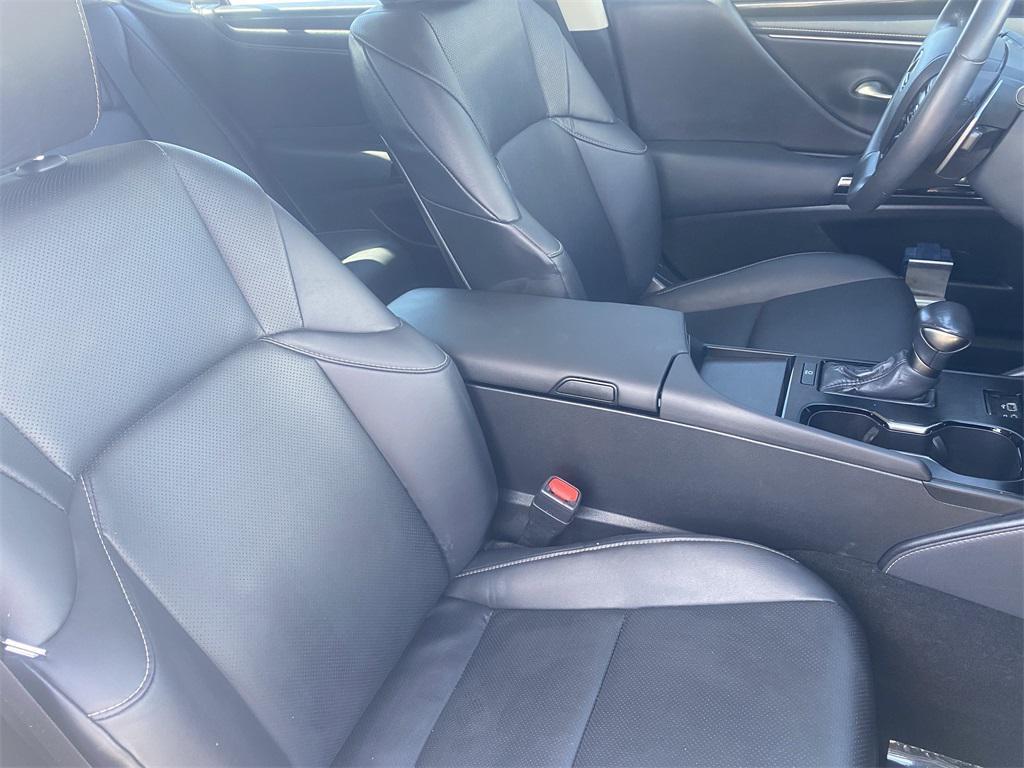 used 2023 Lexus ES 350 car, priced at $33,995