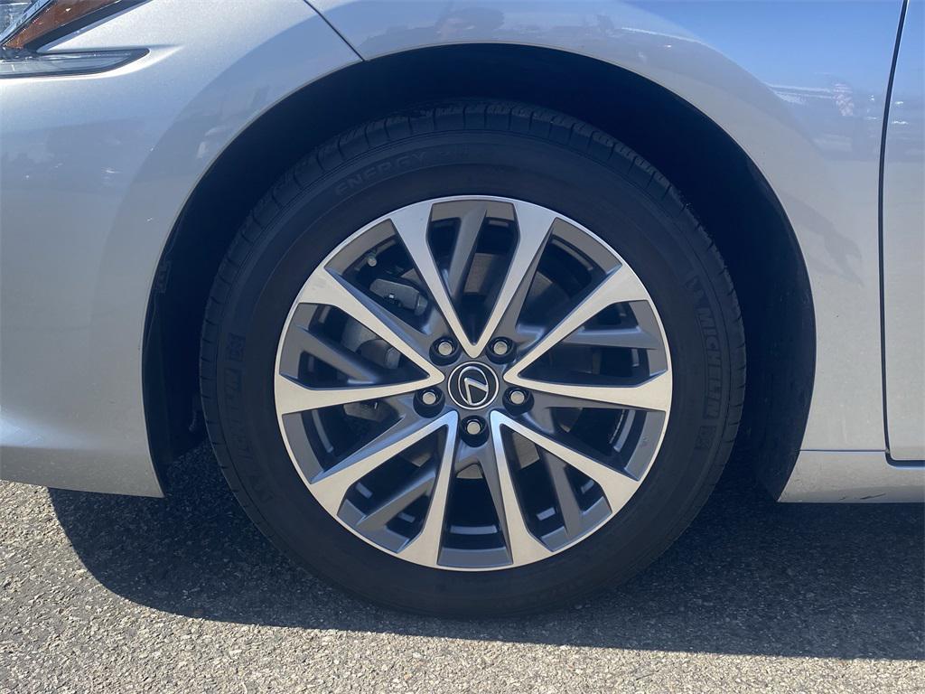 used 2023 Lexus ES 350 car, priced at $33,995