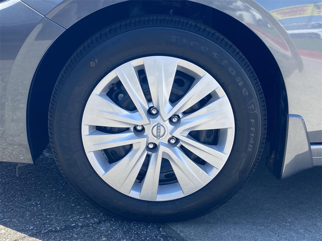 new 2025 Nissan Sentra car, priced at $21,555