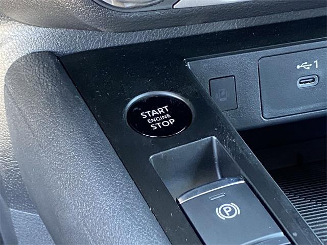 new 2025 Nissan Kicks car, priced at $25,595