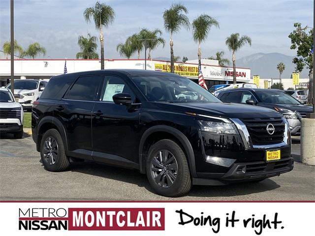 new 2025 Nissan Pathfinder car, priced at $39,010