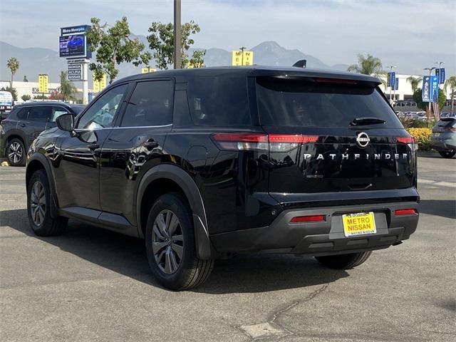 new 2025 Nissan Pathfinder car, priced at $39,010