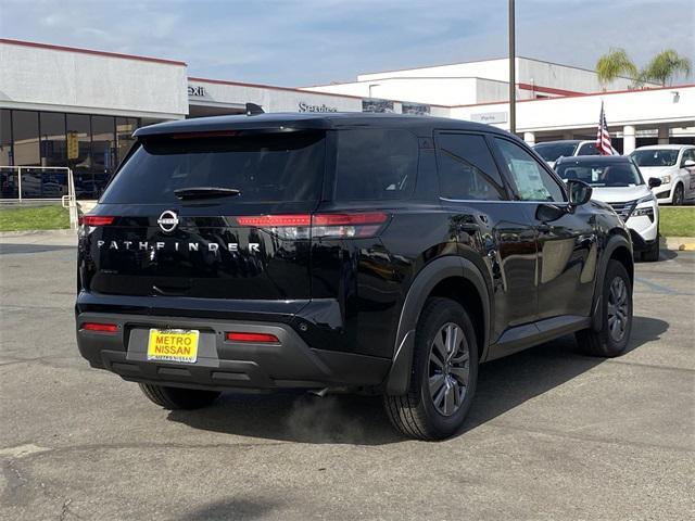 new 2025 Nissan Pathfinder car, priced at $39,010