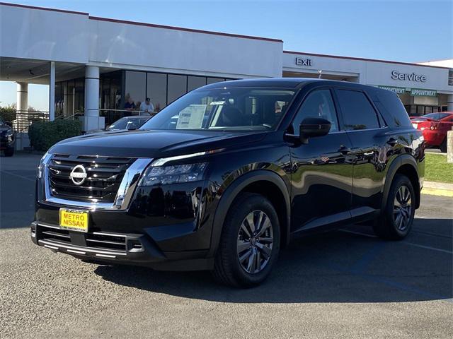 new 2025 Nissan Pathfinder car, priced at $39,010