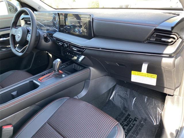 new 2025 Nissan Kicks car, priced at $28,070