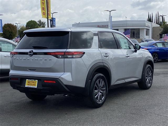 new 2025 Nissan Pathfinder car, priced at $39,030