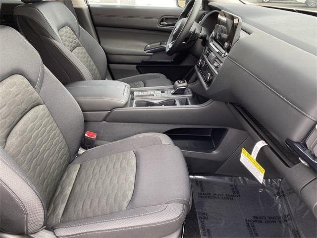 new 2025 Nissan Pathfinder car, priced at $39,030