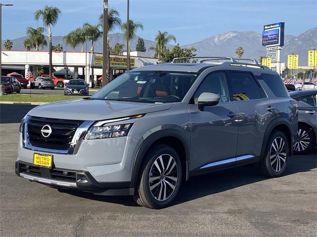 new 2025 Nissan Pathfinder car, priced at $52,940