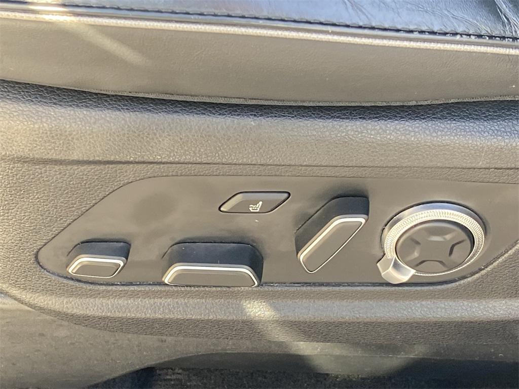 used 2024 Hyundai Palisade car, priced at $36,995