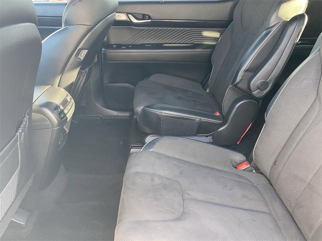 used 2024 Hyundai Palisade car, priced at $36,995