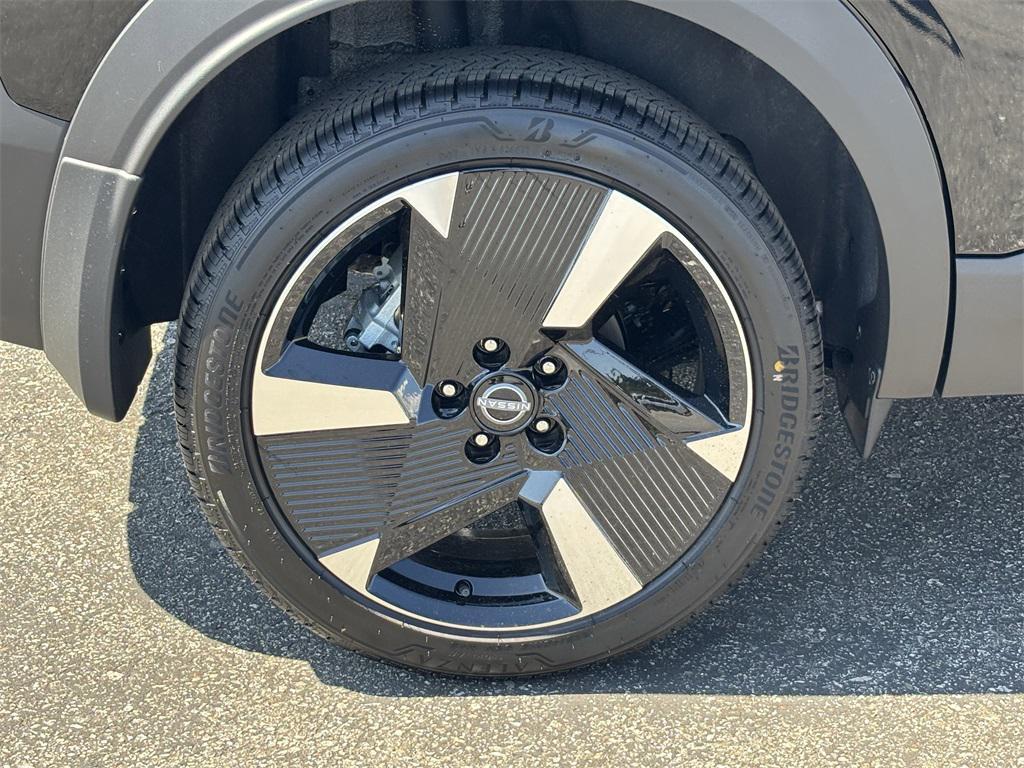 new 2026 Nissan Kicks car, priced at $27,278