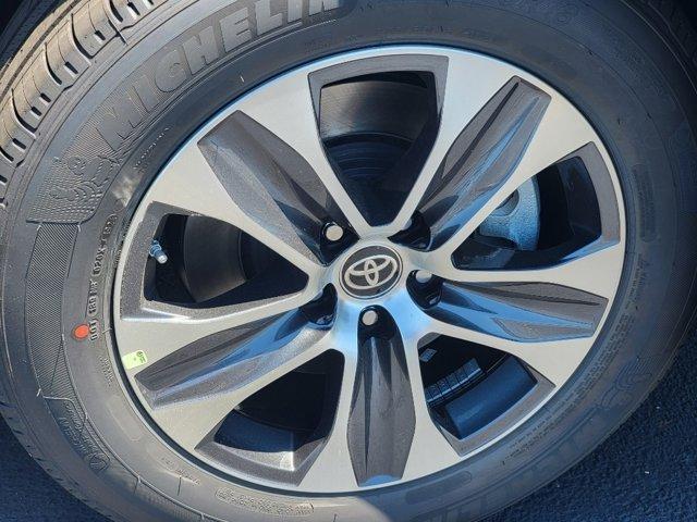 new 2024 Toyota Highlander car, priced at $43,180