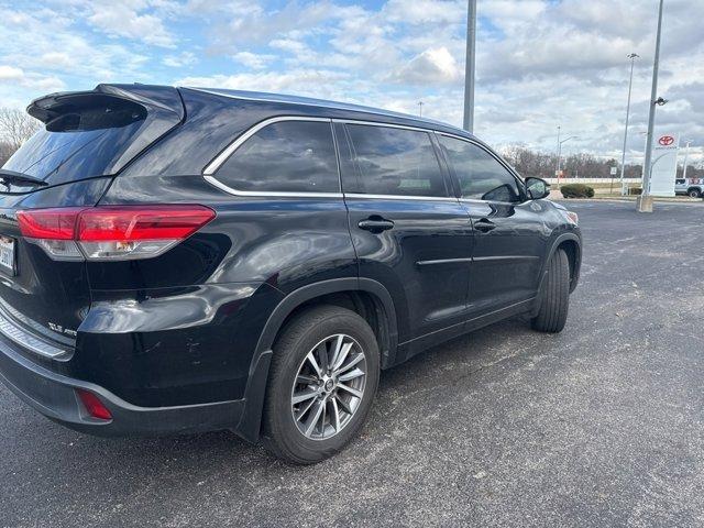 used 2018 Toyota Highlander car, priced at $24,213