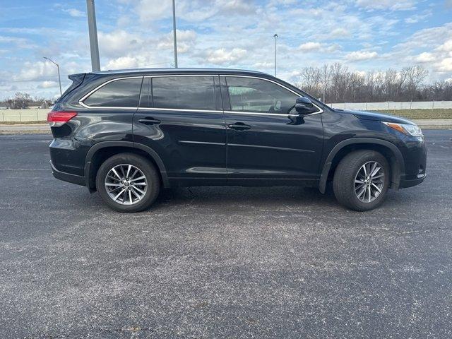 used 2018 Toyota Highlander car, priced at $24,213