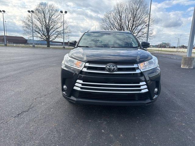 used 2018 Toyota Highlander car, priced at $24,213