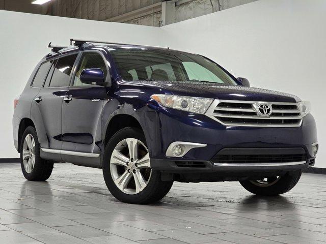 used 2011 Toyota Highlander car, priced at $13,900