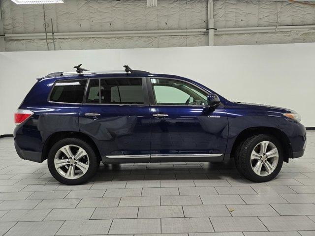 used 2011 Toyota Highlander car, priced at $13,900