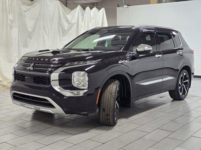 used 2023 Mitsubishi Outlander car, priced at $29,222