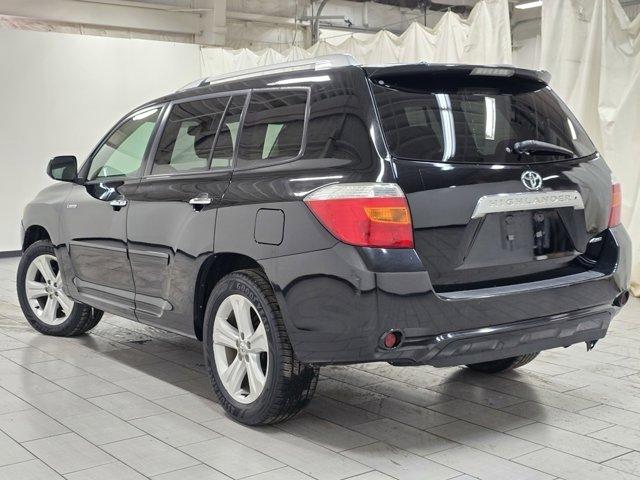 used 2010 Toyota Highlander car, priced at $9,515