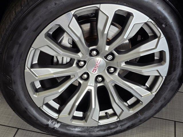 used 2021 GMC Yukon XL car, priced at $46,507