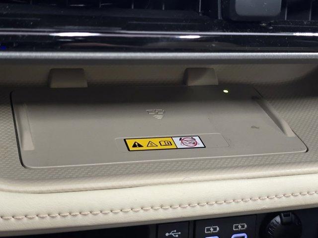 used 2023 Toyota Highlander car, priced at $34,160